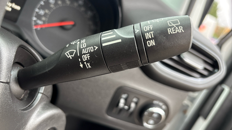 Vauxhall Crossland X 1.2 SE Nav 5dr Petrol Hatchback